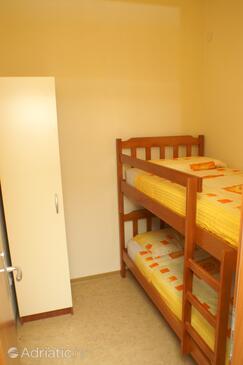 Apartments with swimming pool Mimice, Omiš - 2754