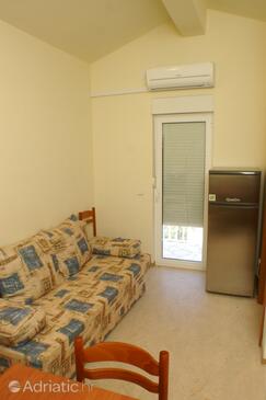 Apartments with swimming pool Mimice, Omiš - 2754