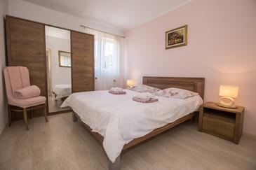 Vakantiehuis met parkeerplaats Porec - 27543