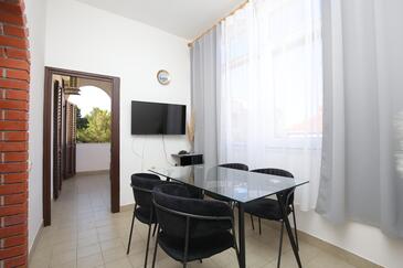 Dvosobni apartman Baška Voda, Makarska (A-2756-e(