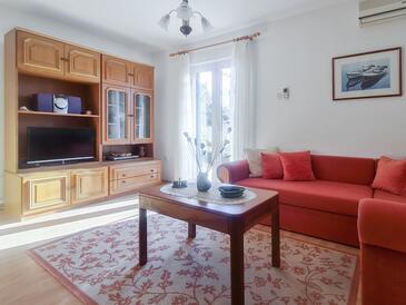 Familiehuis met zwembad aan zee Viganj, Peljesac - 27576