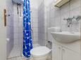 Duće, Ванная комната 2 в размещении типа apartment, WiFi.