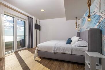 Seaside luxury villa with a swimming pool Dingač - Potočine, Pelješac - 27587