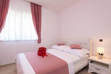 Leiligheter med parkering Orebic, Peljesac - 27598