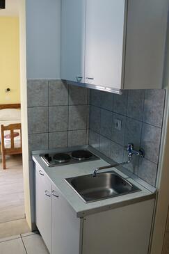 Appartamenti con parcheggio Almissa - Omiš - 2760