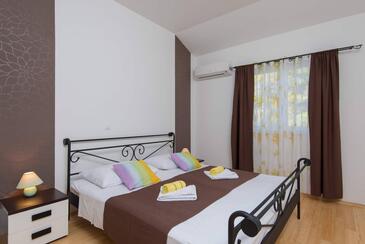 Lägenheter med pool lämpliga för familjer med barn Prizba, Korcula - 27601