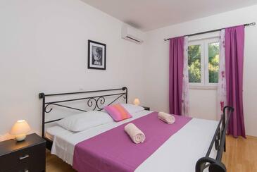 Appartements avec piscine pour les familles avec enfants Prizba, Korcula - 27601