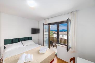 Apartamente cu parcare Malinska, Krk - 27654