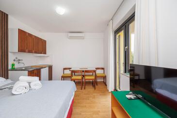 Apartmanok parkolóhellyel Malinska, Krk - 27654