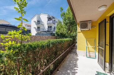 Apartamente cu parcare Malinska, Krk - 27654