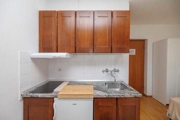 Apartamente cu parcare Malinska, Krk - 27654