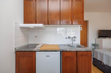 Apartamente cu parcare Malinska, Krk - 27654