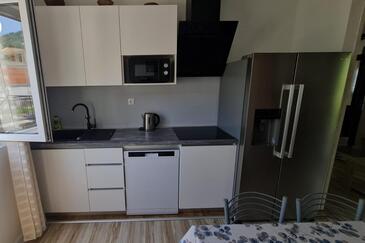 Apartments by the sea Živogošće - Porat, Makarska - 27658
