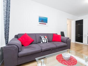 Apartmani uz more Poreč - 27669