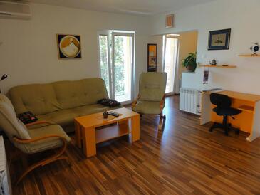 Appartement de deux chambres Rovinj (A-27686-b(