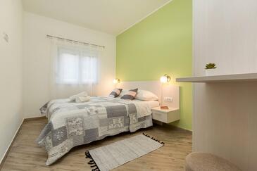 Familiehus med jacuzzi Banjole, Pula - 27689