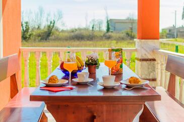 Apartments with parking space Loborika, Pula - 27691 Adriatic.hr
