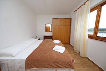 Trzypokojowy apartament Mali Iz, Iz (A-27693-c(