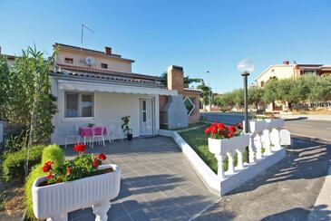Apartmaji s parkingom Peroj, Fažana - 27711 Adriatic.hr