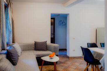 Dvoupokojový apartmán Pula (A-27712-b)