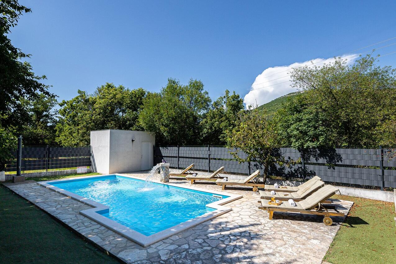 Feriehus med swimmingpool Trolokve, Zagora - 27719