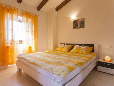 Holiday house with a swimming pool Dolenja Vas, Central Istria - Središnja Istra - 27722