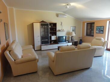 Leiligheter i sobe Pavicini, Marcana - 27728