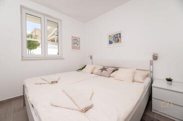Apartments with WiFi Malinska, Krk - 27749