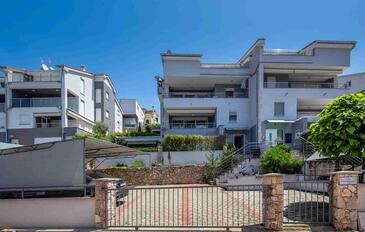 Apartmány s parkoviskom Njivice, Krk - 27754 Adriatic.hr