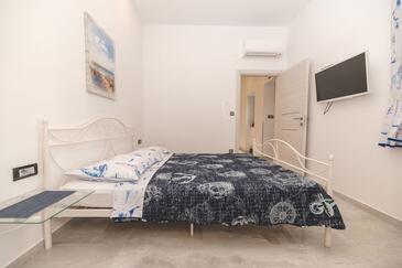 Casa familiar con piscina Dobrinj, Krk - 27761