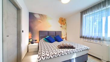 Family friendly house with a swimming pool Kremenići, Krk - 27776