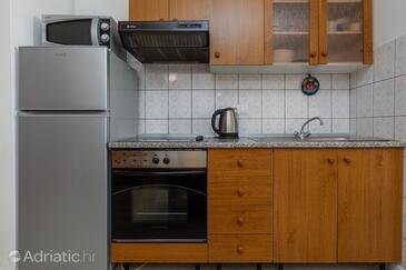 Lejlighedens parkeringsplads Duce, Omis - 2778