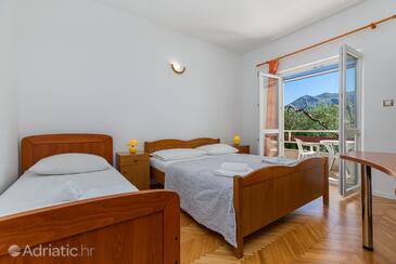 Apartmaji s parkingom Duće, Omiš - 2778