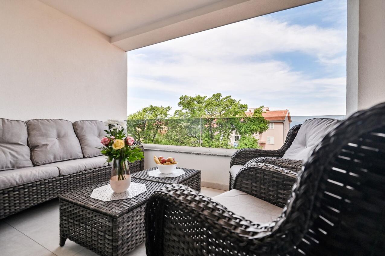 Ferienwohnungen mit Parkplatz Malinska, Krk - 27781