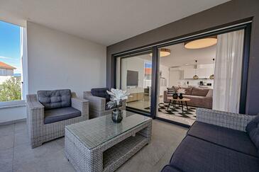 Apartmani s parkingom Kremenići, Krk - 27788