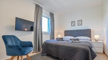 Apartmani s parkingom Kremenići, Krk - 27788