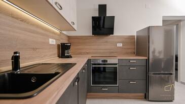 Leiligheter med basseng som passer for familier med barn Malinska, Krk - 27797