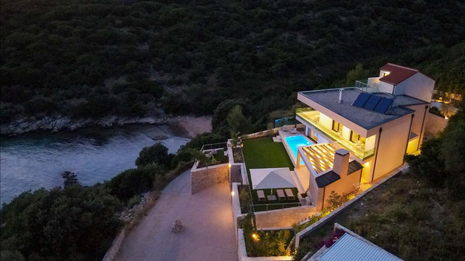 Luxusná vila s bazénom pri mori Potočnica, Pag - 27807