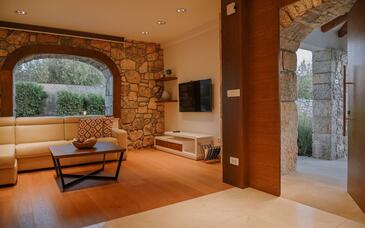 Family friendly house with a swimming pool Kremenići, Krk - 27808