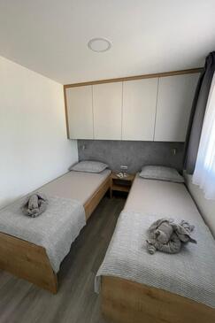 Appartementen met zwembad geschikt voor gezinnen met kinderen Drage, Biograd - 27813