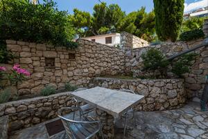 1-Zimmer-Ferienwohnung Nemira, Omis (A-2782-a(