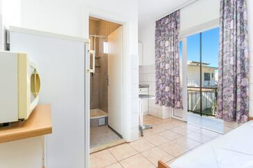One bedroom apartment Podaca, Makarska (A-2783-c(