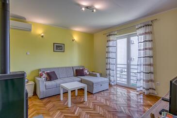 Apartments with WiFi Poreč - 27834 Adriatic.hr