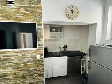 Apartments with parking space Pag - 27835