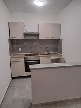 Apartmanok parkolóhellyel Pag - 27836