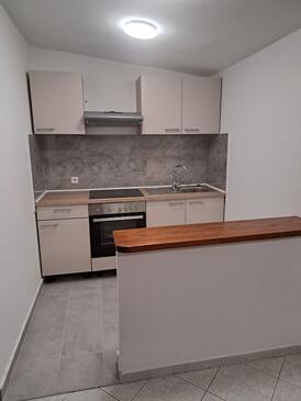 Apartmanok parkolóhellyel Pag - 27836