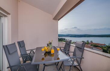 Family-friendly apartments with swimming pool Županje, Krk - 27847