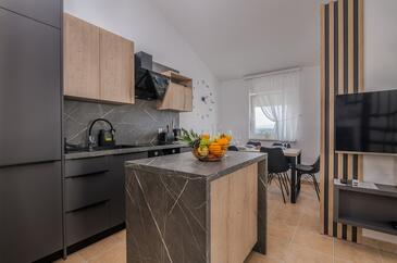 Apartmány s bazénom pre rodiny Županje, Krk - 27847