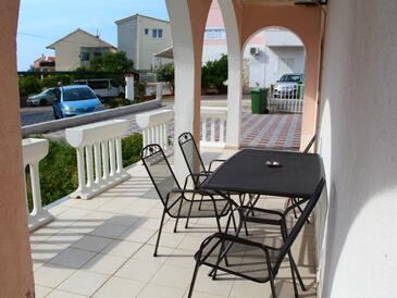 Dwupokojowy apartament Primosten (A-27856-a)
