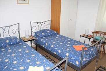 Apartmani uz more Primošten - 27861